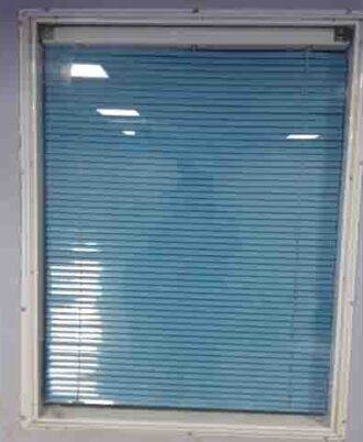 window-blind2